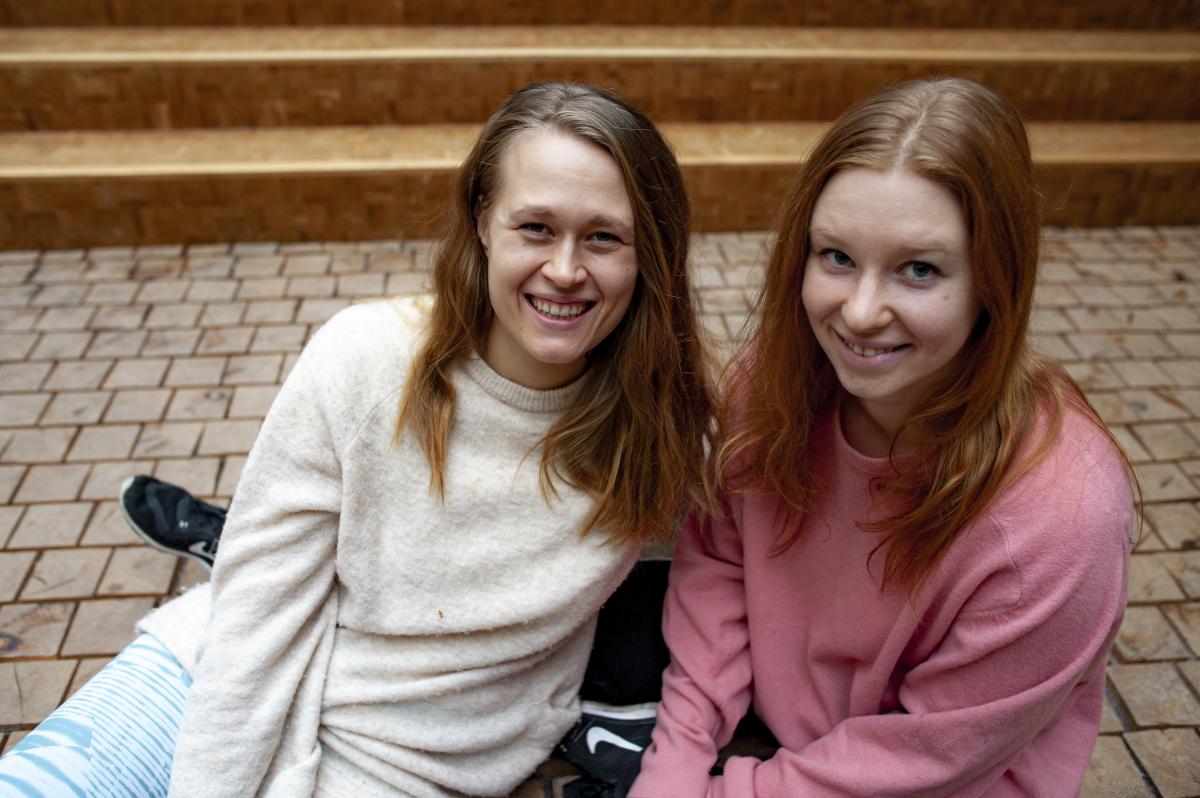 Johanna Karlberg and Sanni Kriikku looking at the camera.